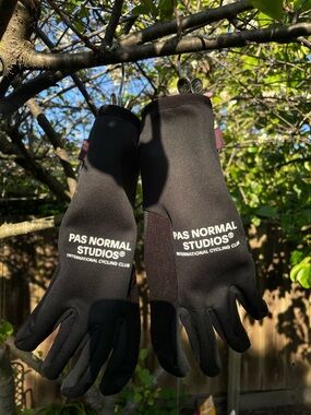 Pas Normal Studios Logo Thermal Cycling Gloves